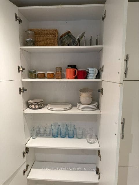 18 Pape Avenue, #basement, Toronto E, Toronto ON M4M 2V6 fully equipped kit