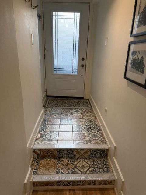 18 Pape Avenue, #basement, Toronto E, Toronto ON M4M 2V6 18 Pape Avenue, #basement, Toronto E, Toronto ON M4M 2V6