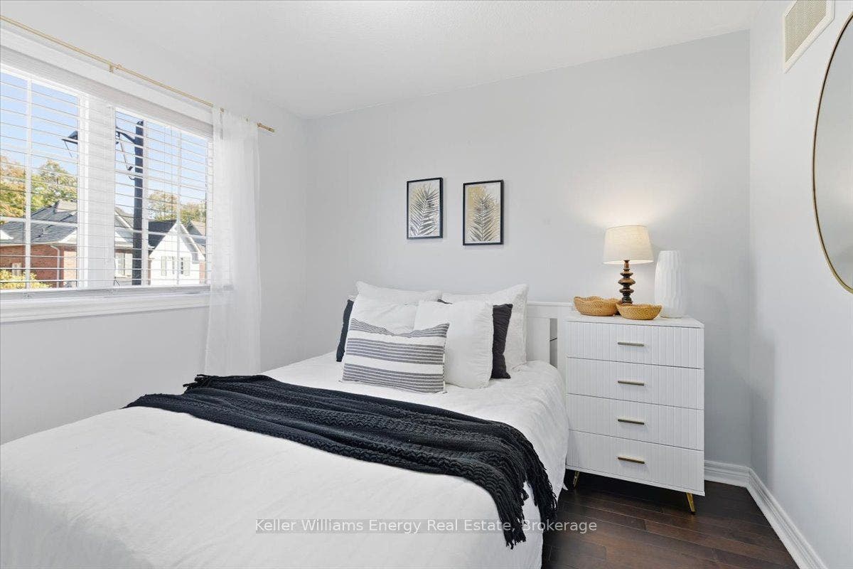 2464 Earl Grey Avenue, Pickering, Durham ON L1X 0B9
