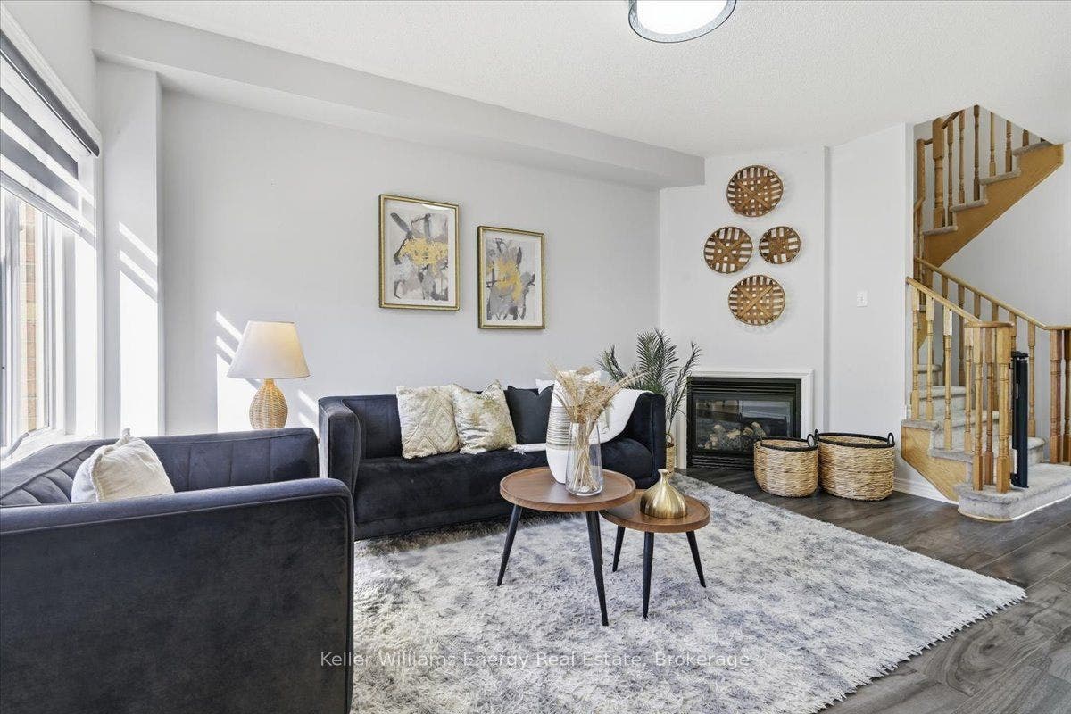 2464 Earl Grey Avenue, Pickering, Durham ON L1X 0B9