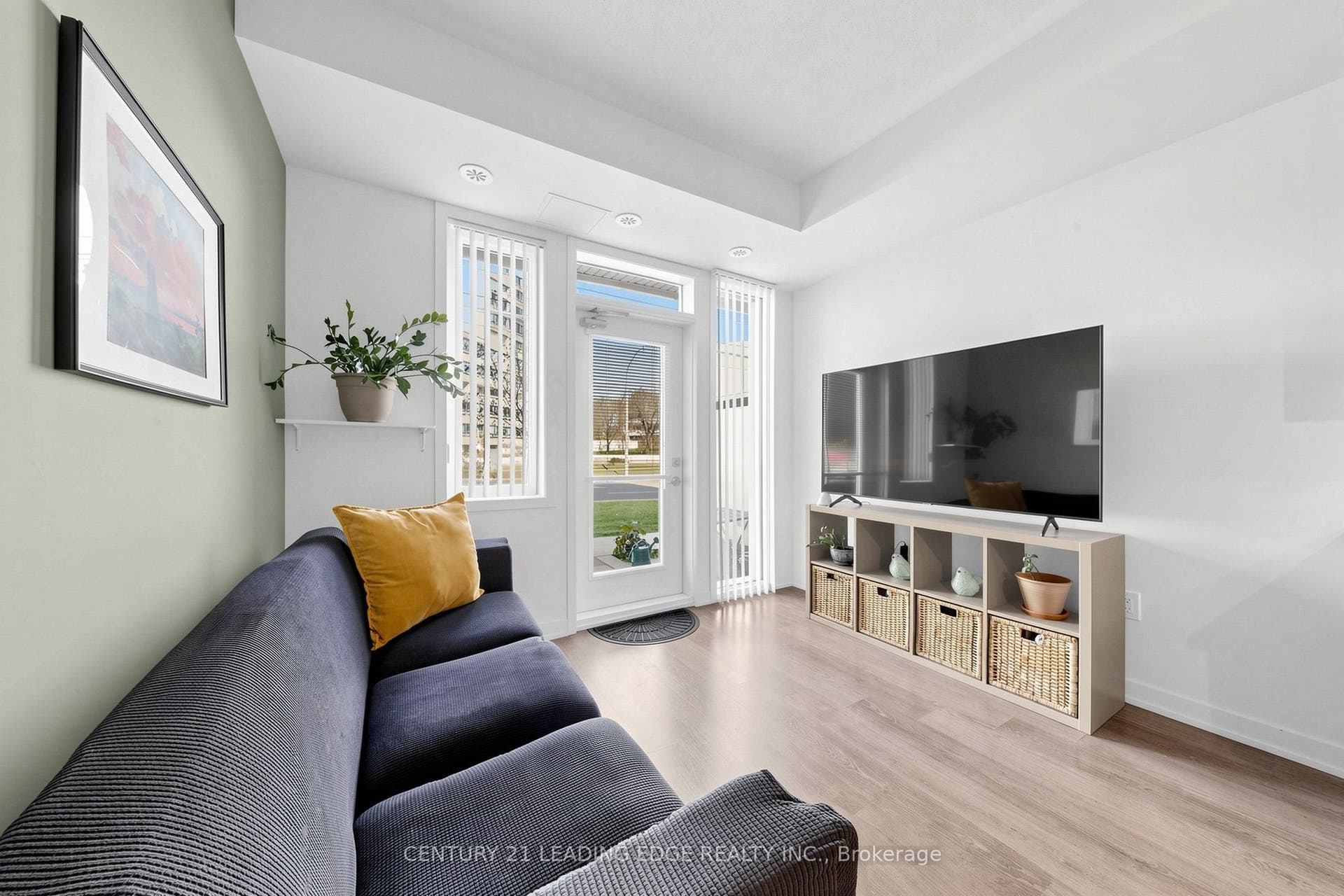 5131 Sheppard Avenue E, #102, Toronto E, Toronto ON M1B 0C9