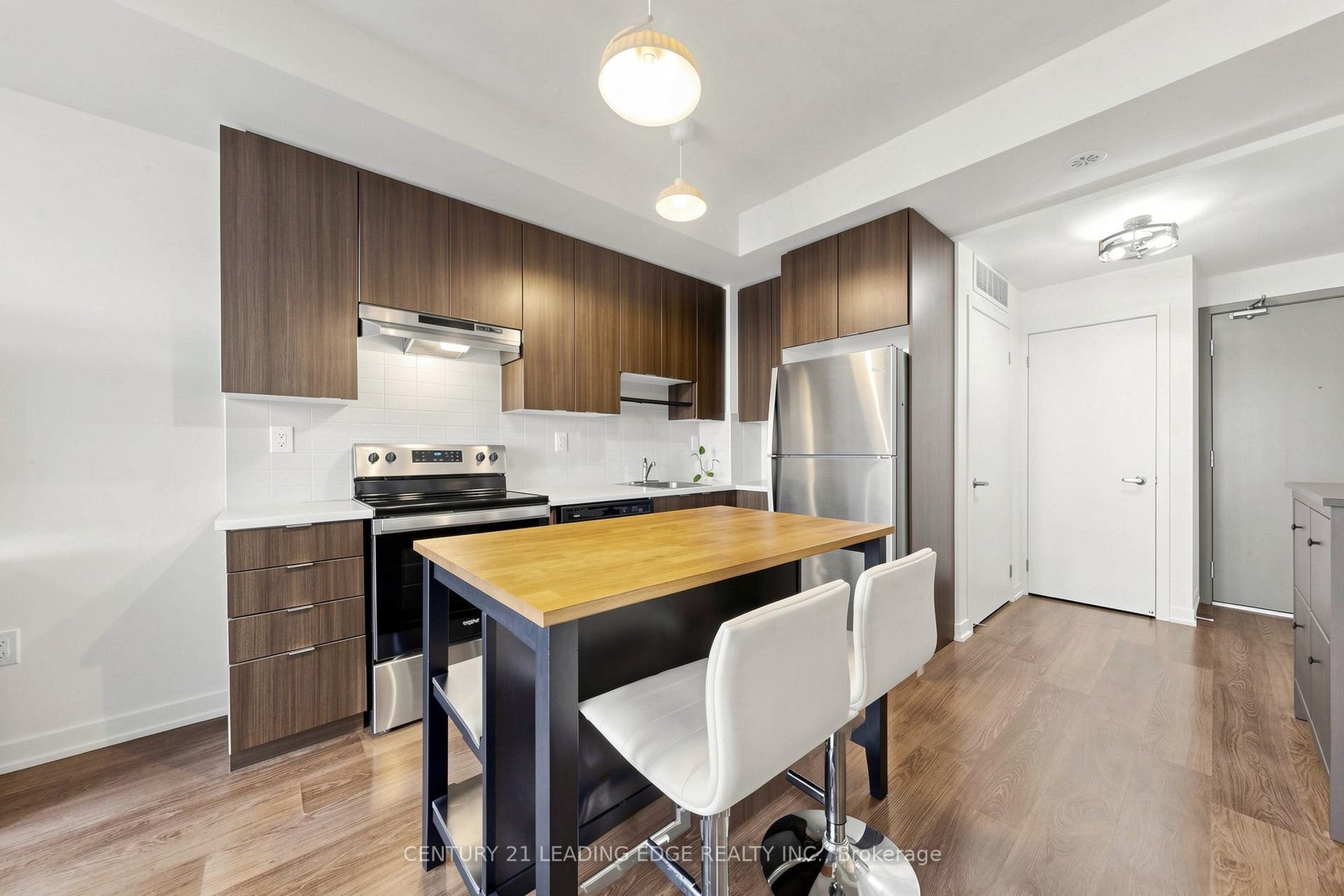 5131 Sheppard Avenue E, #102, Toronto E, Toronto ON M1B 0C9