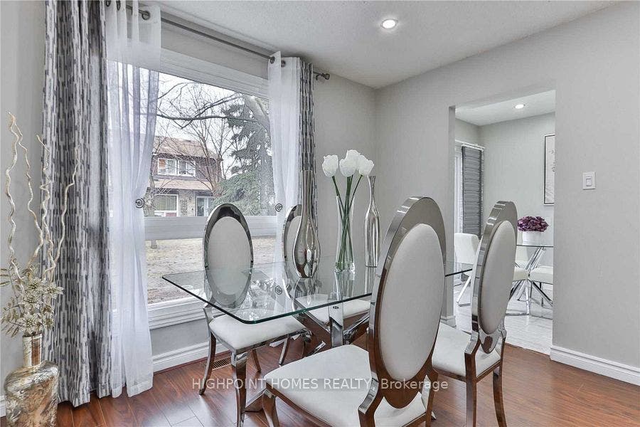 50 Verne Crescent, #49, Toronto E11, Toronto E, Toronto ON M1B 2X1