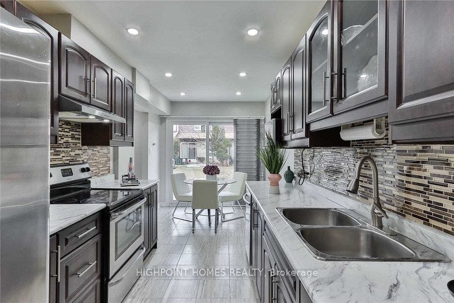 50 Verne Crescent, #49, Toronto E11, Toronto E, Toronto ON M1B 2X1
