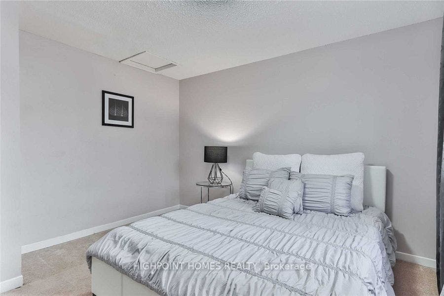 50 Verne Crescent, #49, Toronto E11, Toronto E, Toronto ON M1B 2X1