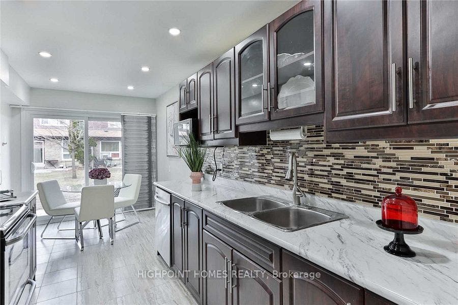 50 Verne Crescent, #49, Toronto E11, Toronto E, Toronto ON M1B 2X1