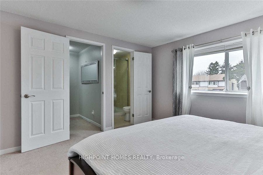 50 Verne Crescent, #49, Toronto E11, Toronto E, Toronto ON M1B 2X1