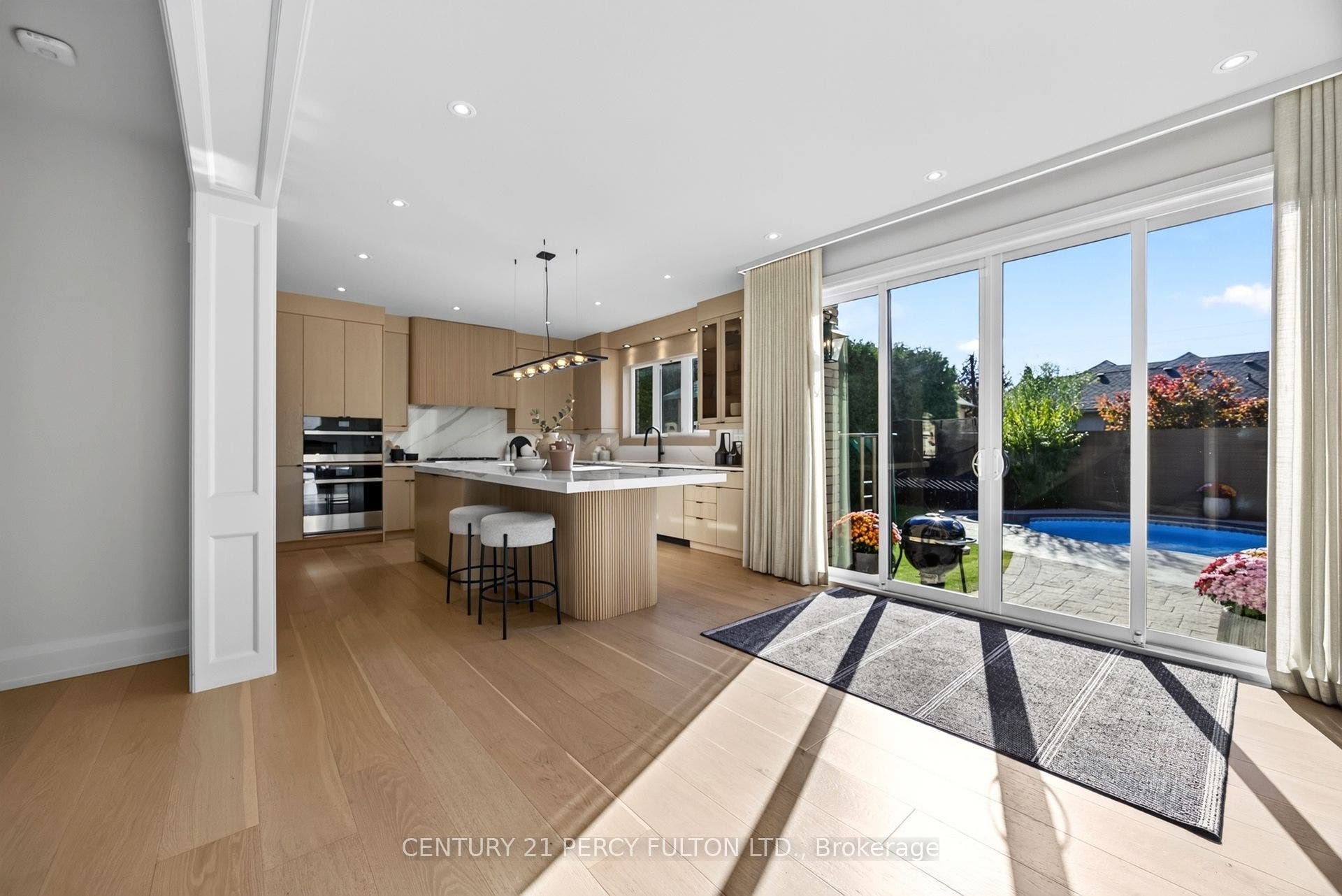 82 Bridlewood Boulevard, Whitby, Durham ON L1R 3R8
