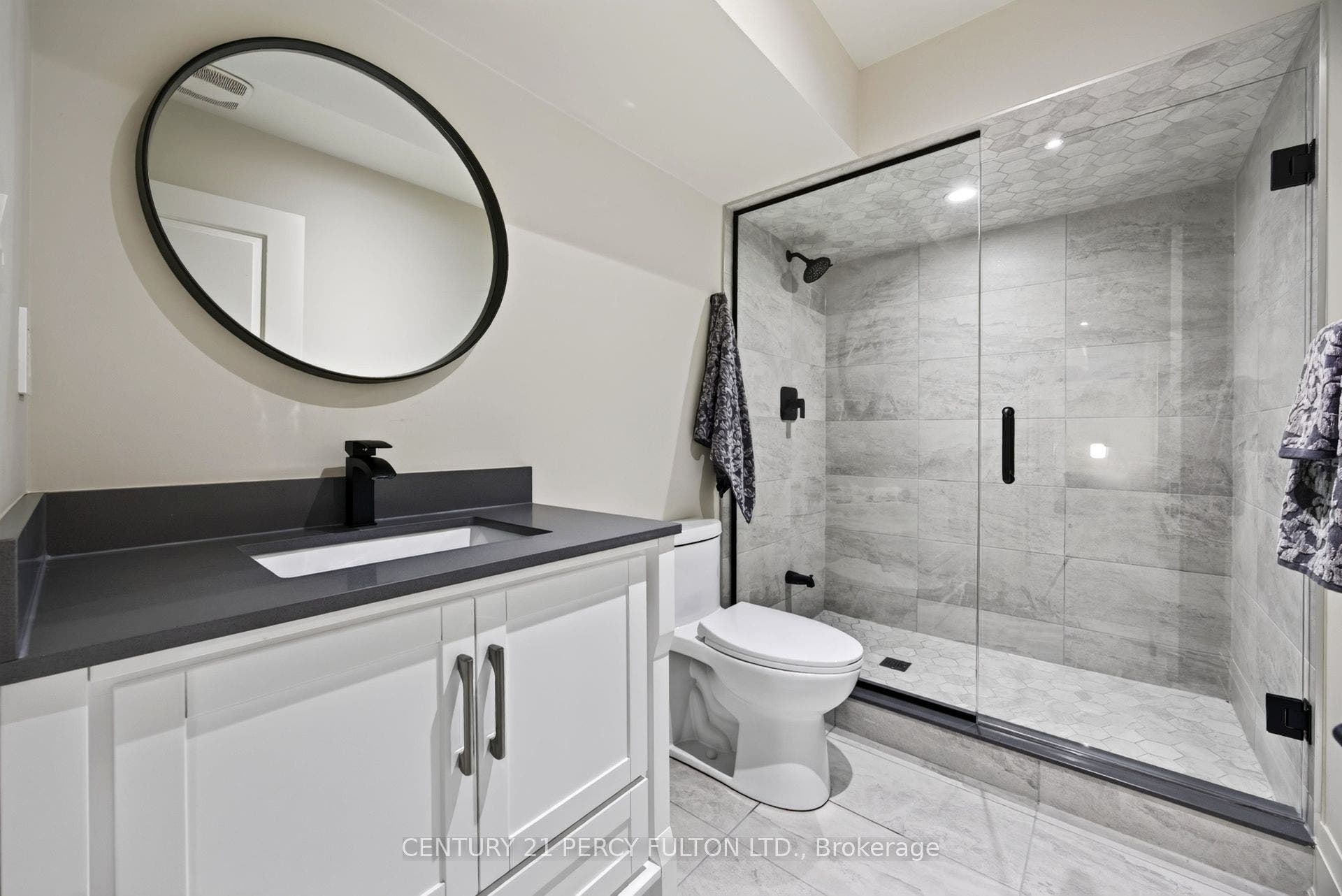 82 Bridlewood Boulevard, Whitby, Durham ON L1R 3R8