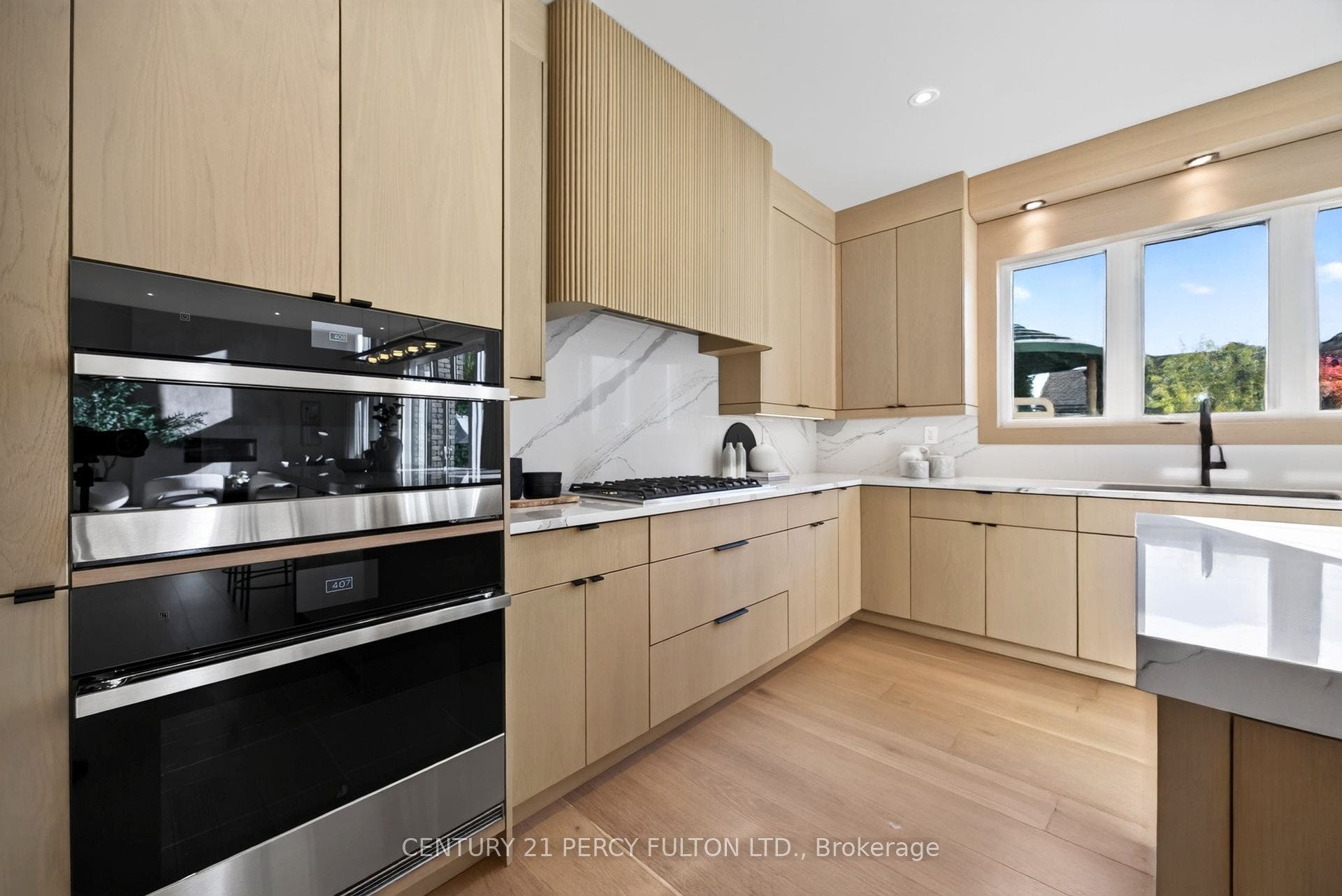 82 Bridlewood Boulevard, Whitby, Durham ON L1R 3R8