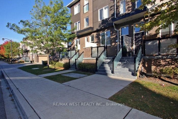15 Heron Park Place, #12, Toronto E, Toronto ON M1E 0B8 15 Heron Park Place, #12, Toronto E, Toronto ON M1E 0B8
