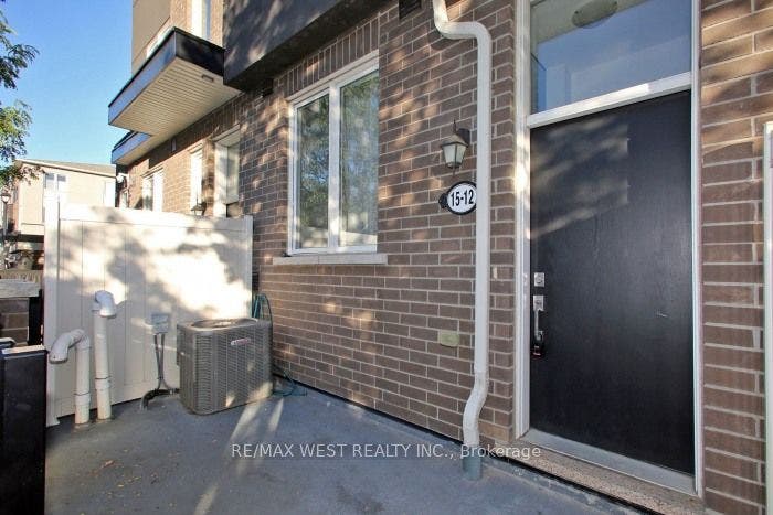 15 Heron Park Place, #12, Toronto E, Toronto ON M1E 0B8 15 Heron Park Place, #12, Toronto E, Toronto ON M1E 0B8