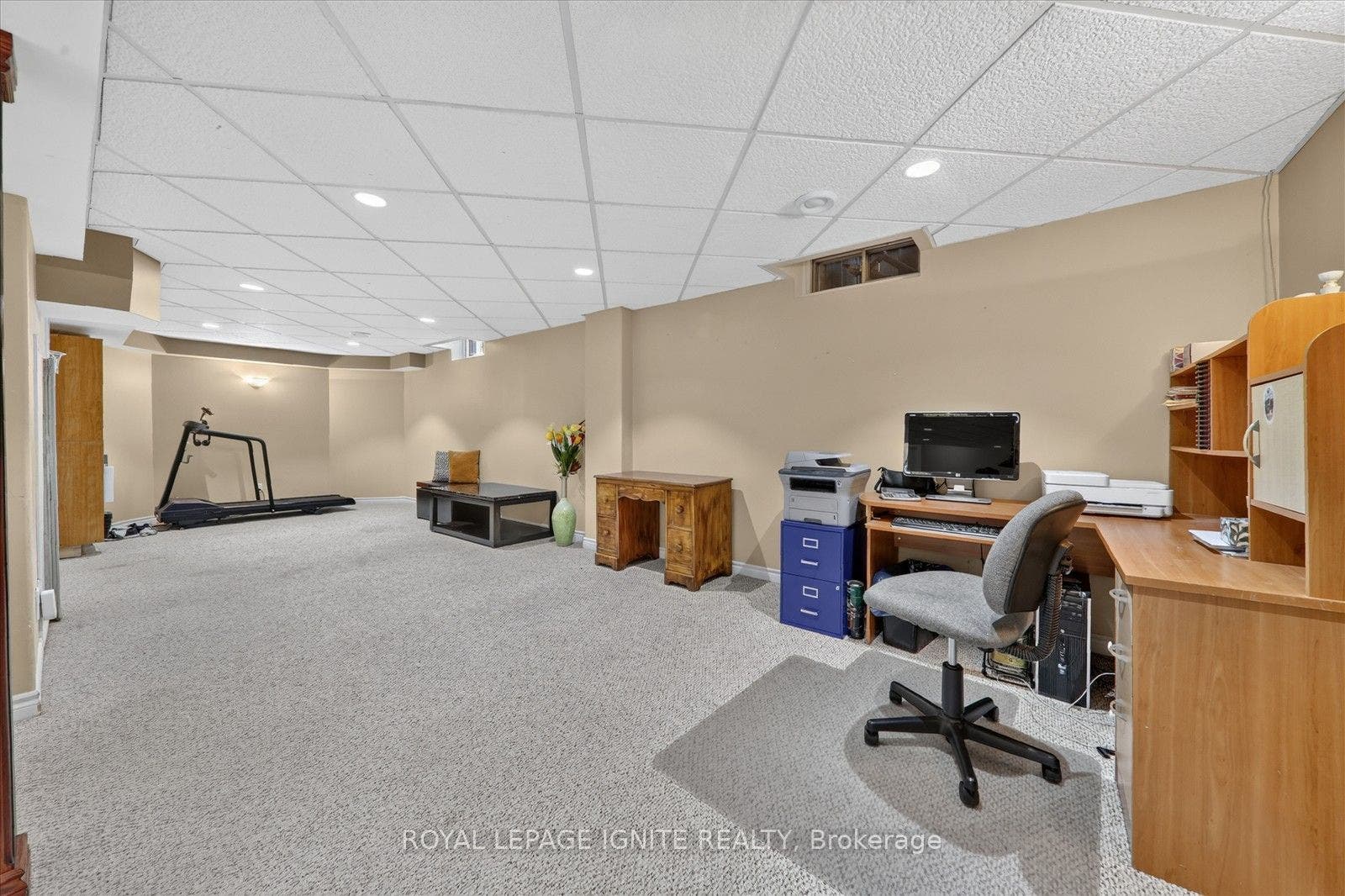 2015 Valewood Court, Oshawa, Durham ON L1G 7X9