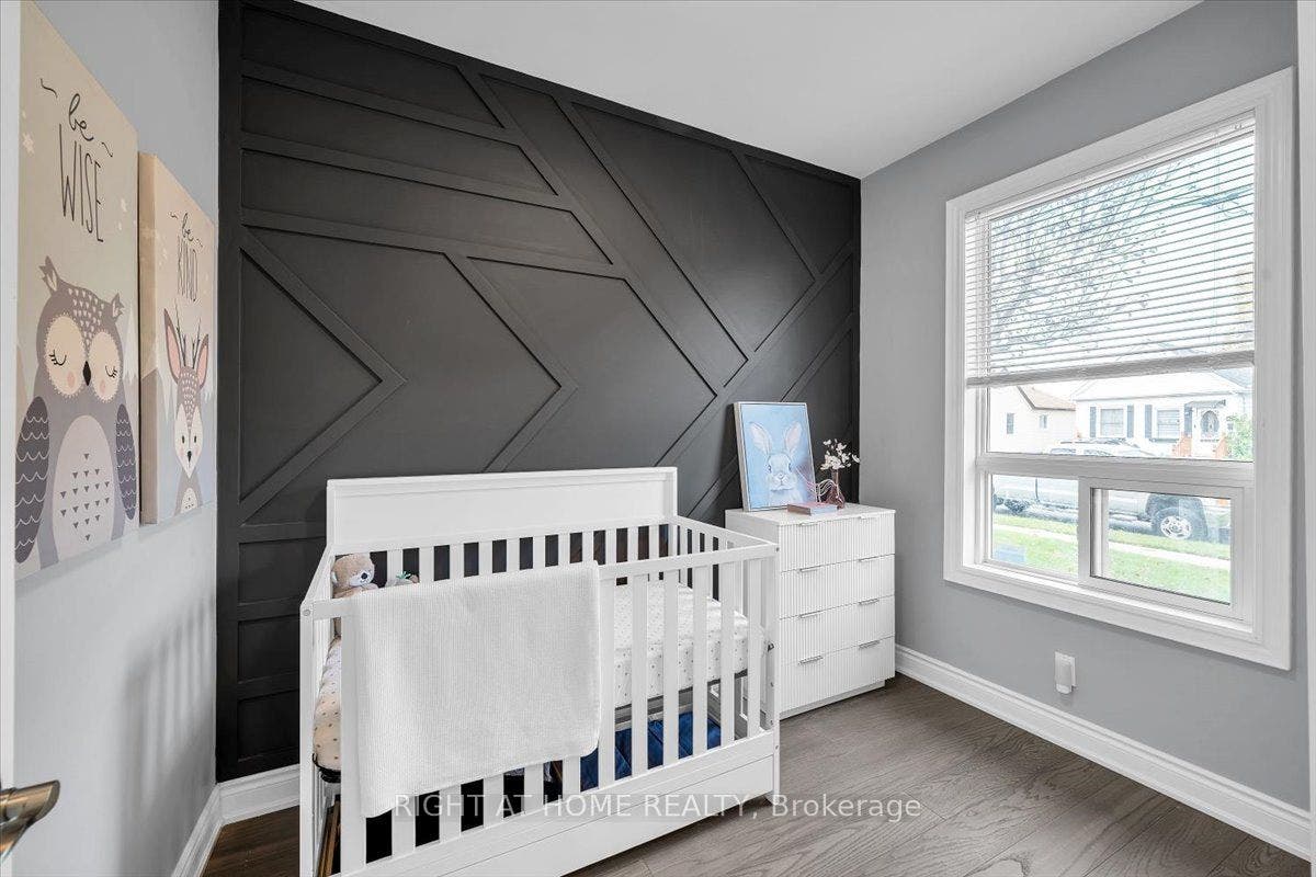 176 Burk Street, Oshawa, Oshawa, Durham ON L1J 4C3