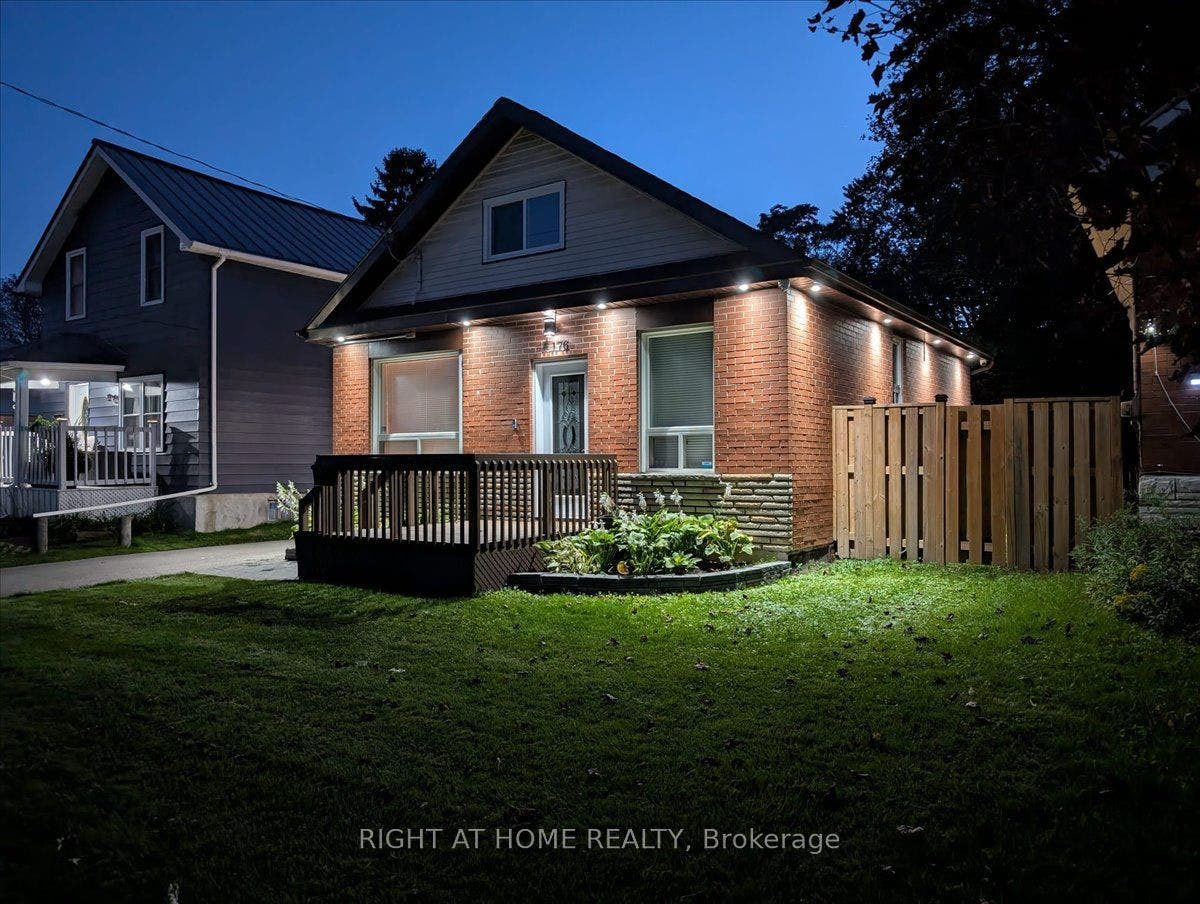 176 Burk Street, Oshawa, Oshawa, Durham ON L1J 4C3