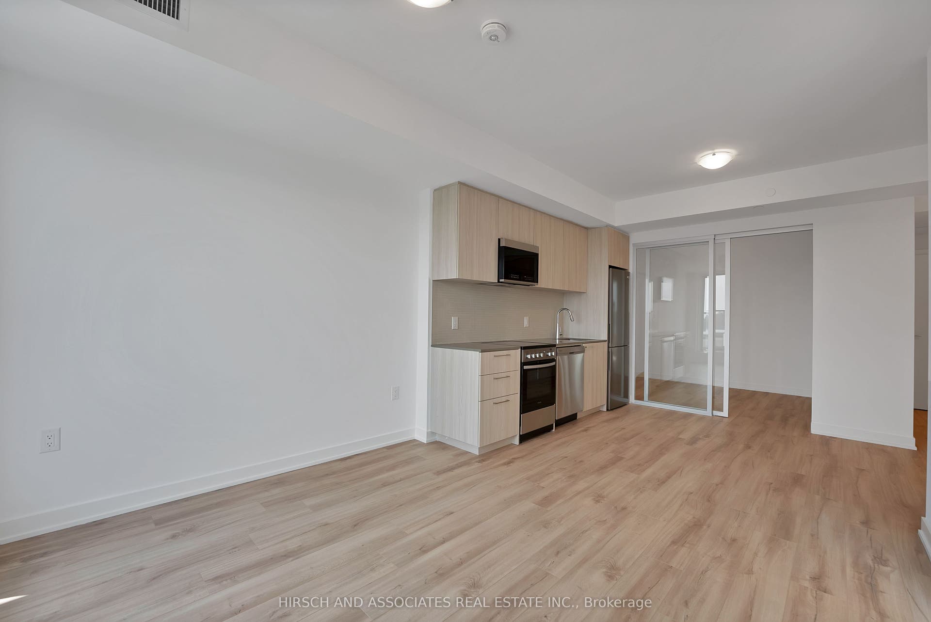 7439 Kingston Road, #409, Toronto E, Toronto ON M1B 0G1 Living.Kitchen.Second Bedroom