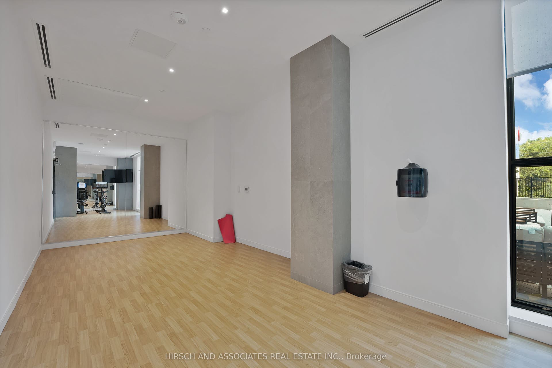 7439 Kingston Road, #409, Toronto E, Toronto ON M1B 0G1 Yoga Studio Amenity