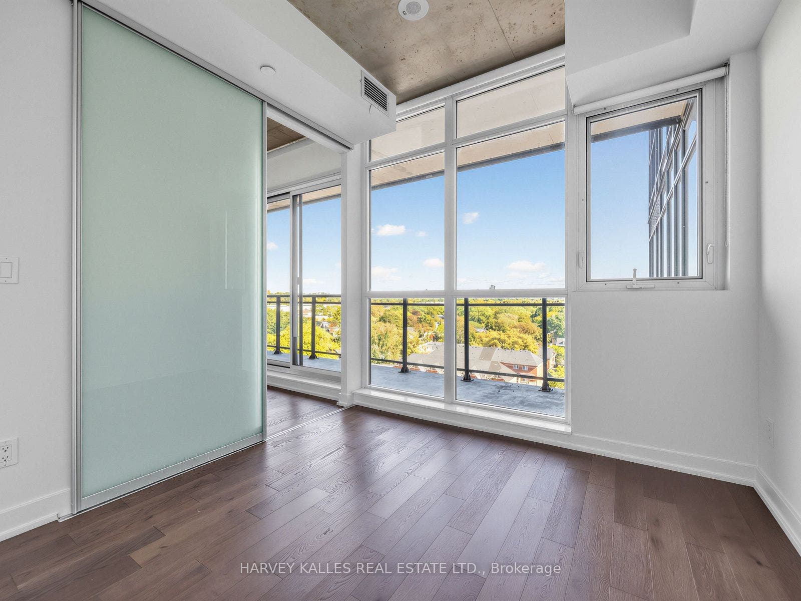 1190 Dundas Street E, #1114, Toronto E01, Toronto E, Toronto ON M4M 1S3 1190 Dundas Street E, #1114, Toronto E01, Toronto E, Toronto ON M4M 1S3