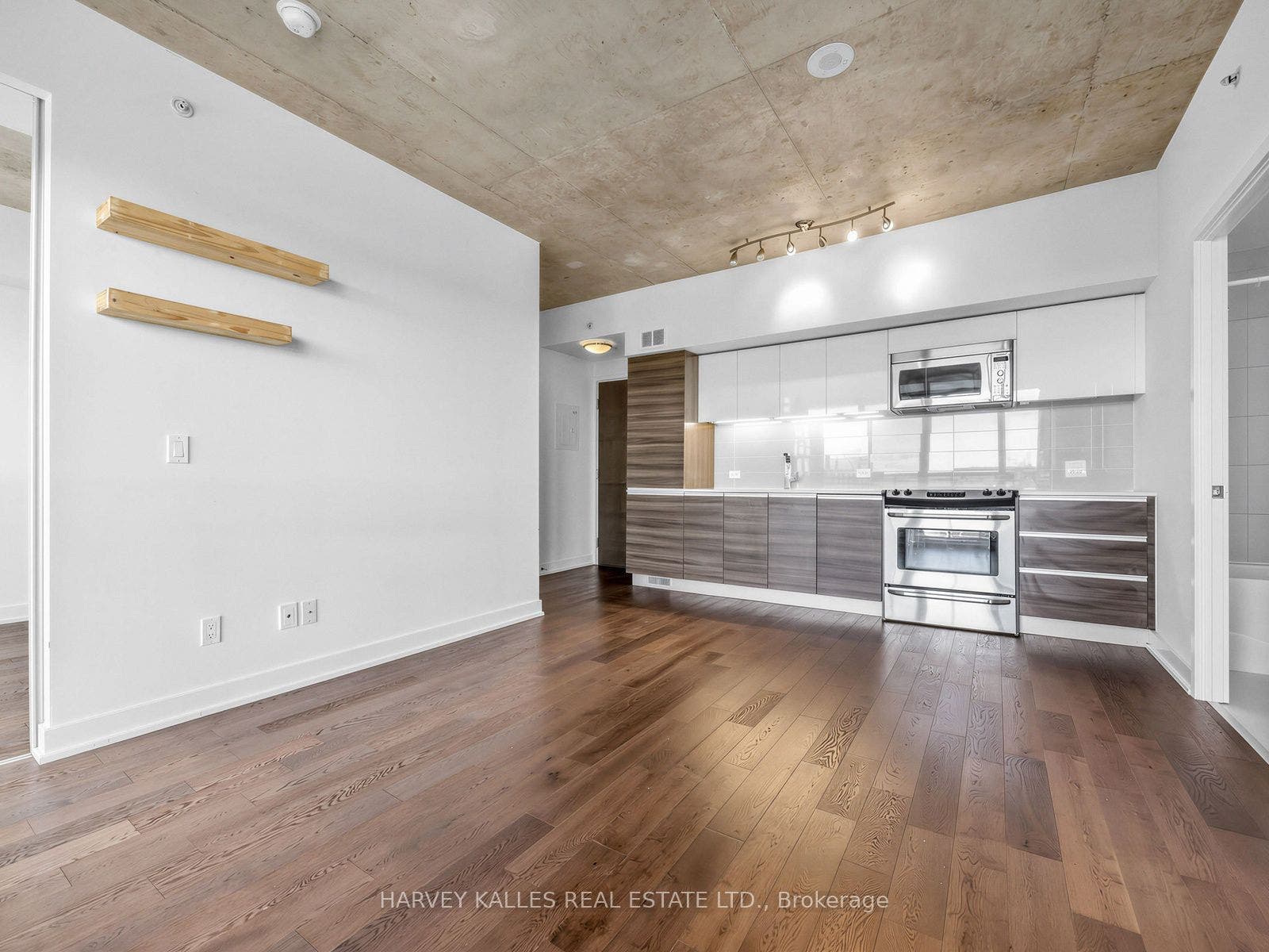 1190 Dundas Street E, #1114, Toronto E01, Toronto E, Toronto ON M4M 1S3 1190 Dundas Street E, #1114, Toronto E01, Toronto E, Toronto ON M4M 1S3