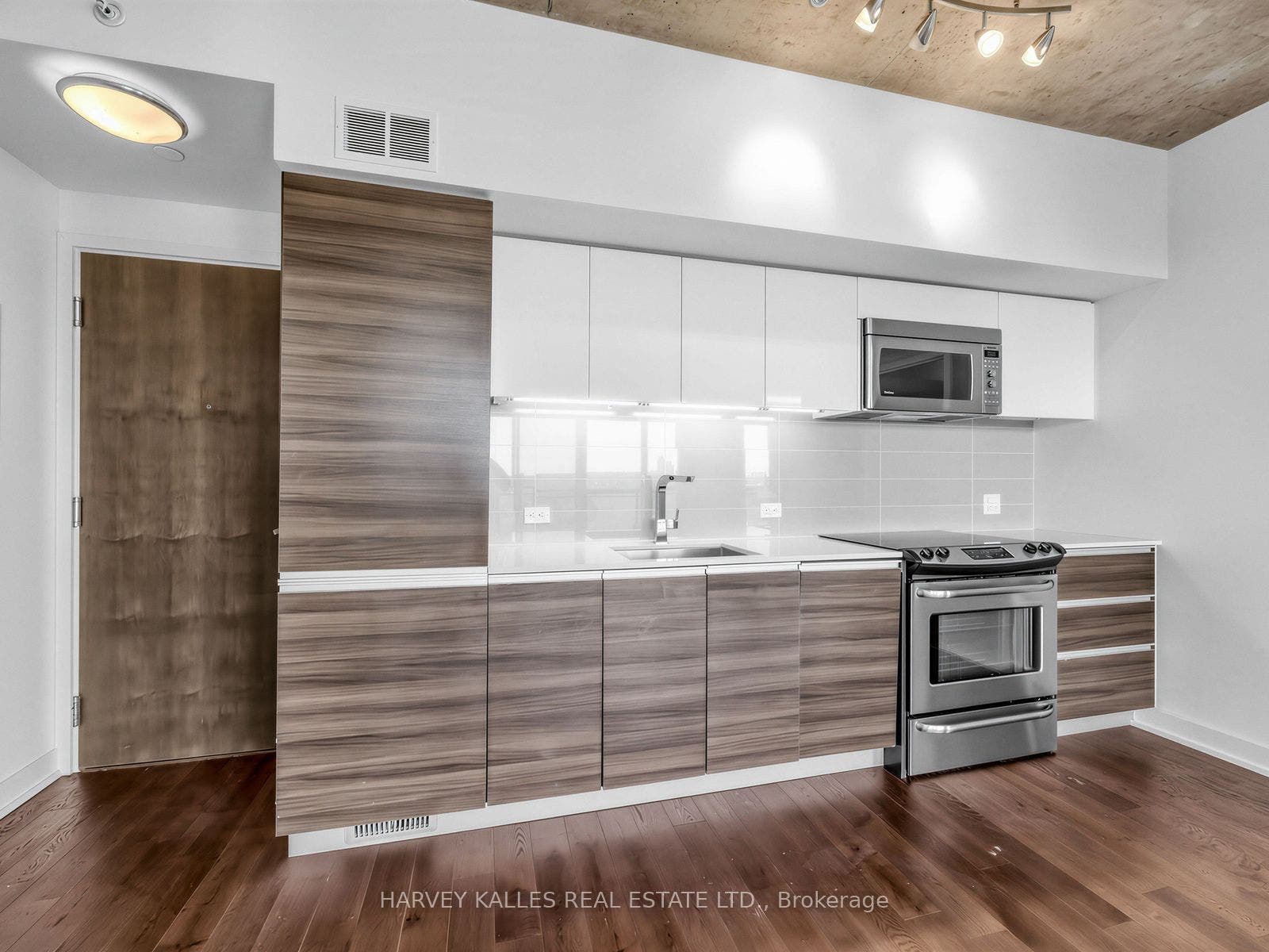 1190 Dundas Street E, #1114, Toronto E01, Toronto E, Toronto ON M4M 1S3 1190 Dundas Street E, #1114, Toronto E01, Toronto E, Toronto ON M4M 1S3
