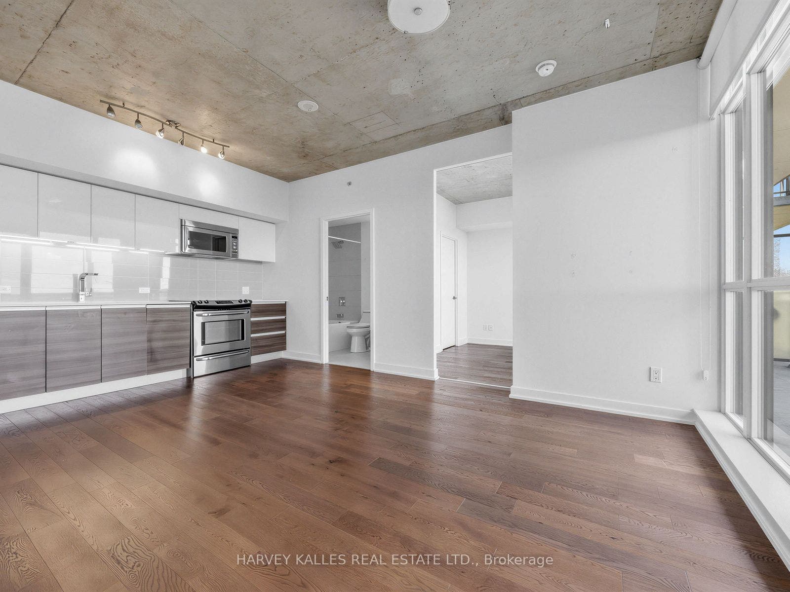 1190 Dundas Street E, #1114, Toronto E01, Toronto E, Toronto ON M4M 1S3 1190 Dundas Street E, #1114, Toronto E01, Toronto E, Toronto ON M4M 1S3