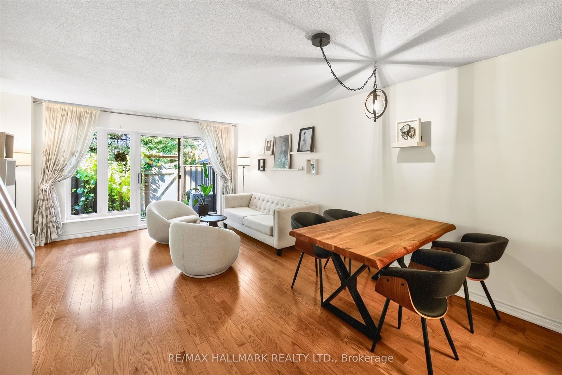 30 Livingston Road, #15, Toronto E, Toronto ON M1E 1K6 30 Livingston Road, #15, Toronto E, Toronto ON M1E 1K6