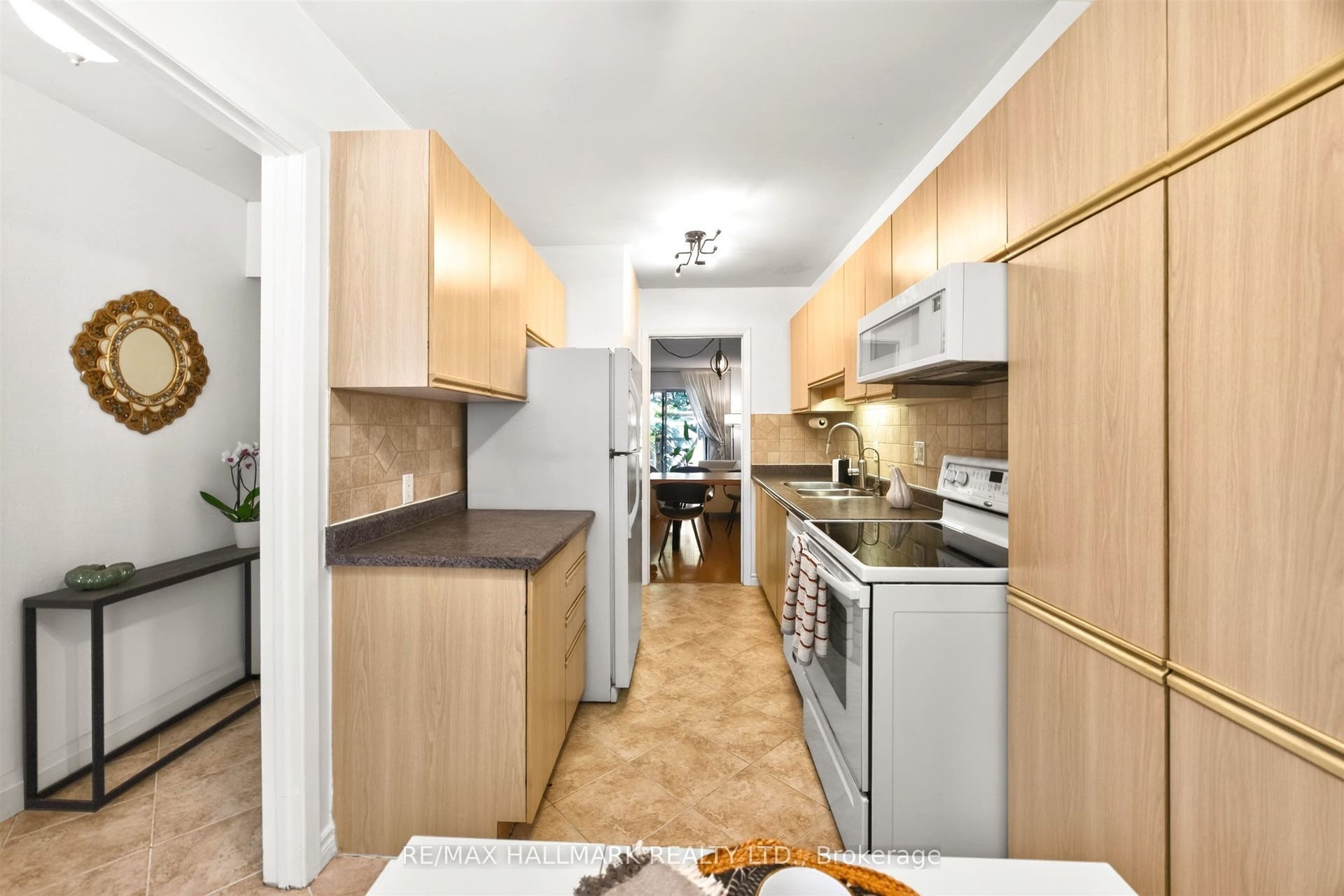 30 Livingston Road, #15, Toronto E, Toronto ON M1E 1K6 30 Livingston Road, #15, Toronto E, Toronto ON M1E 1K6