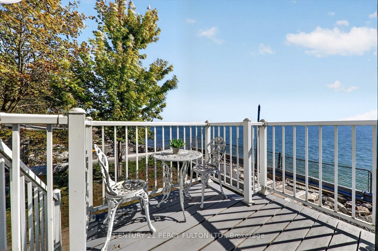 135 Cedar Crest Beach Road, Clarington, Durham ON L1C 3K3