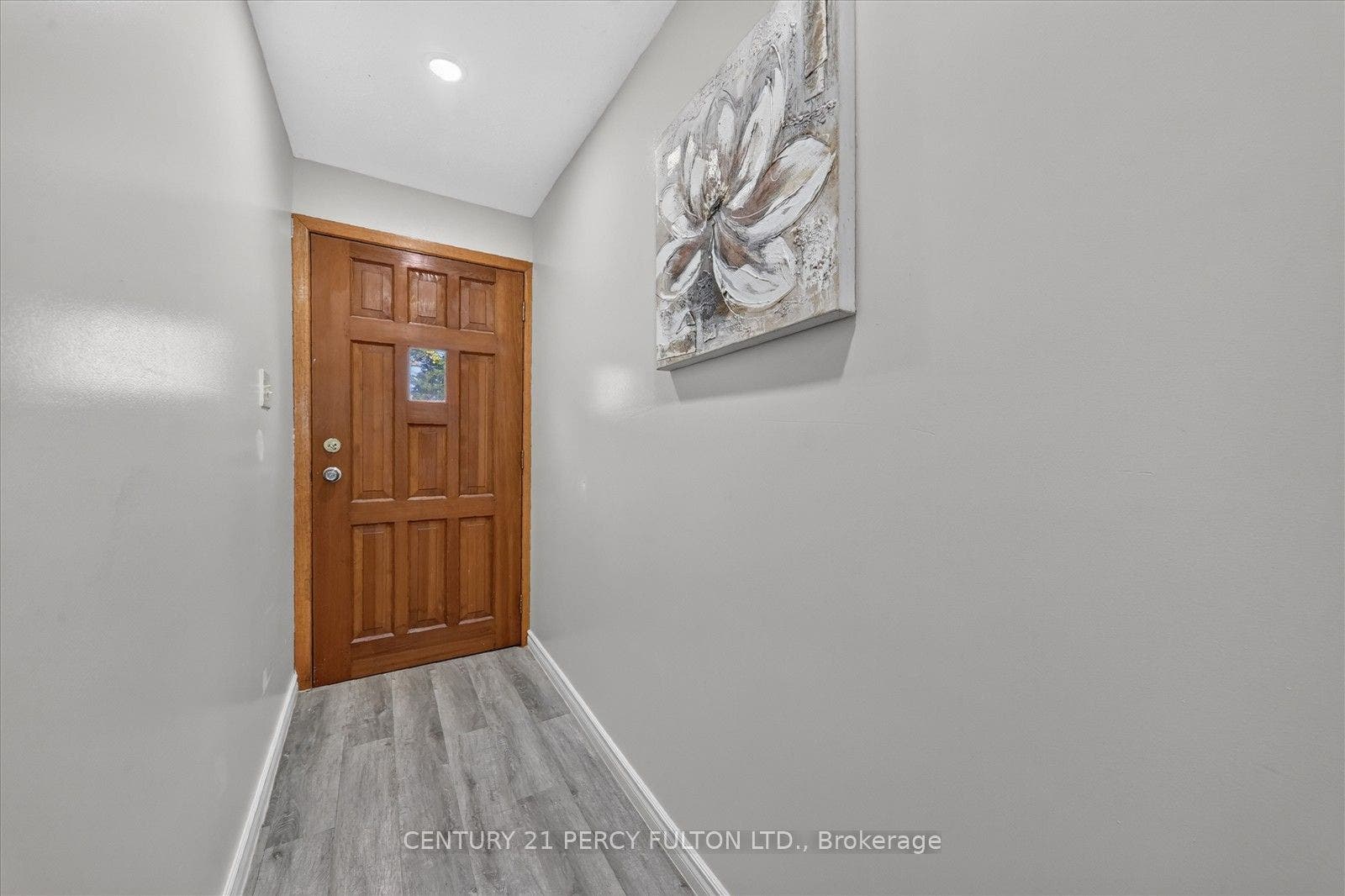135 Cedar Crest Beach Road, Clarington, Durham ON L1C 3K3