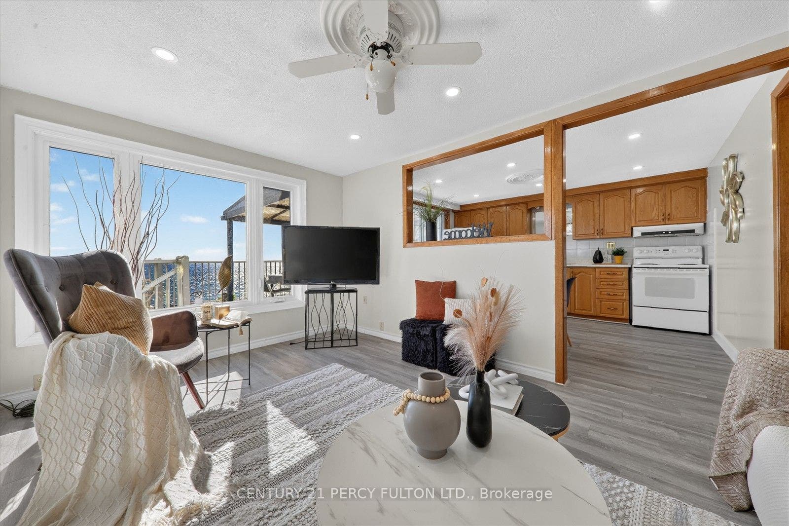 135 Cedar Crest Beach Road, Clarington, Durham ON L1C 3K3