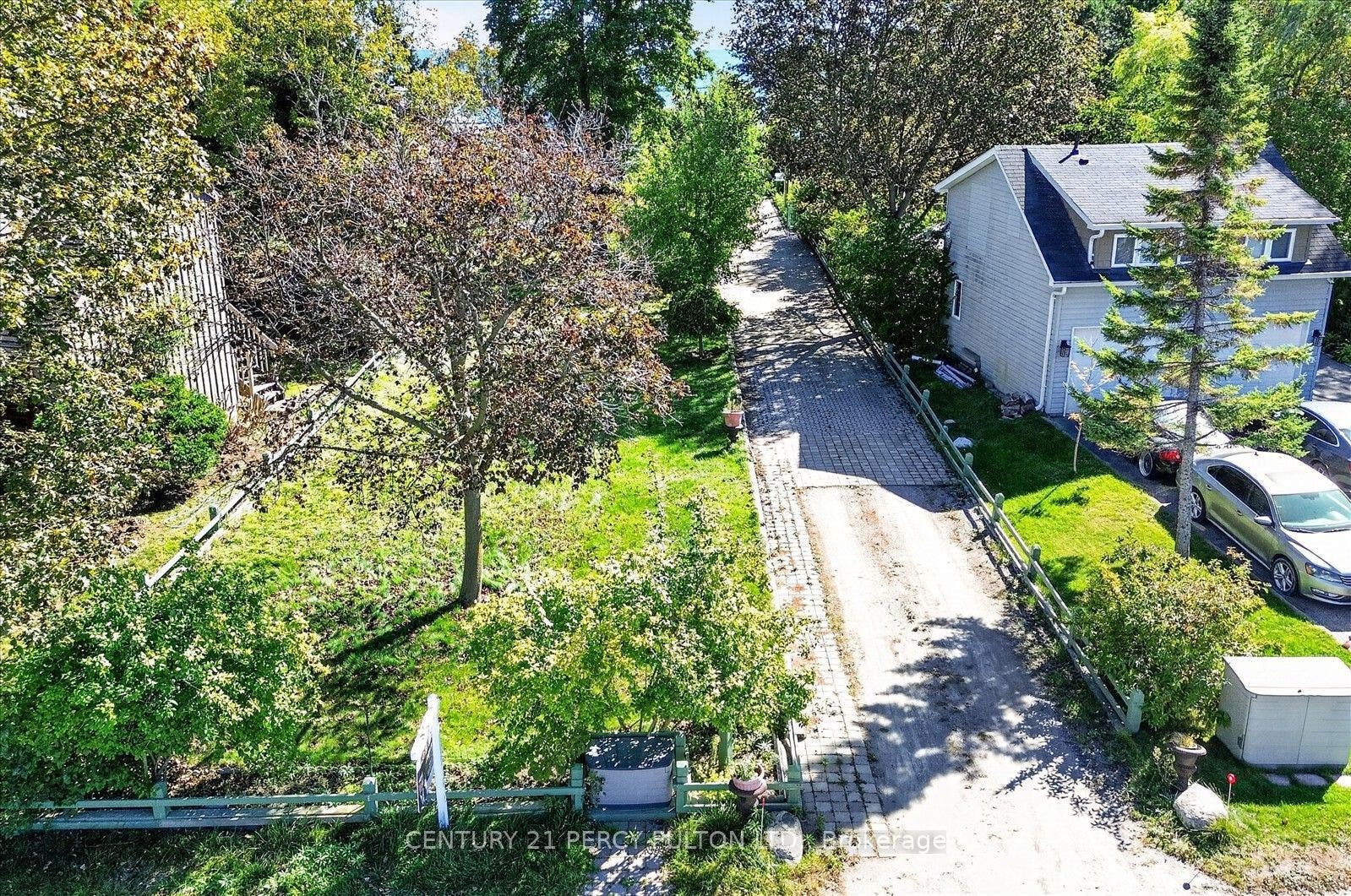 135 Cedar Crest Beach Road, Clarington, Durham ON L1C 3K3