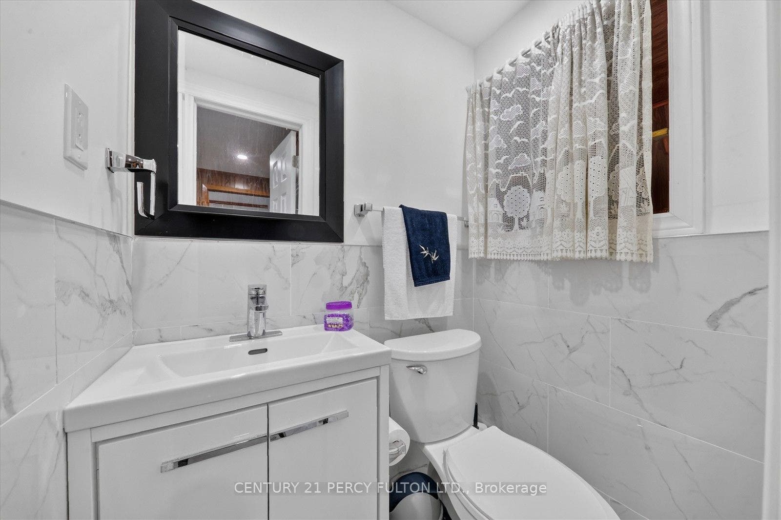 135 Cedar Crest Beach Road, Clarington, Durham ON L1C 3K3