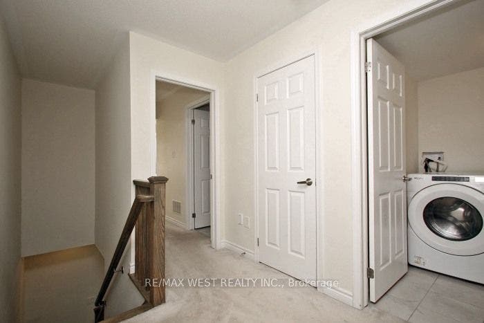 15 Heron Park Place, #12, Toronto E, Toronto ON M1E 0B8