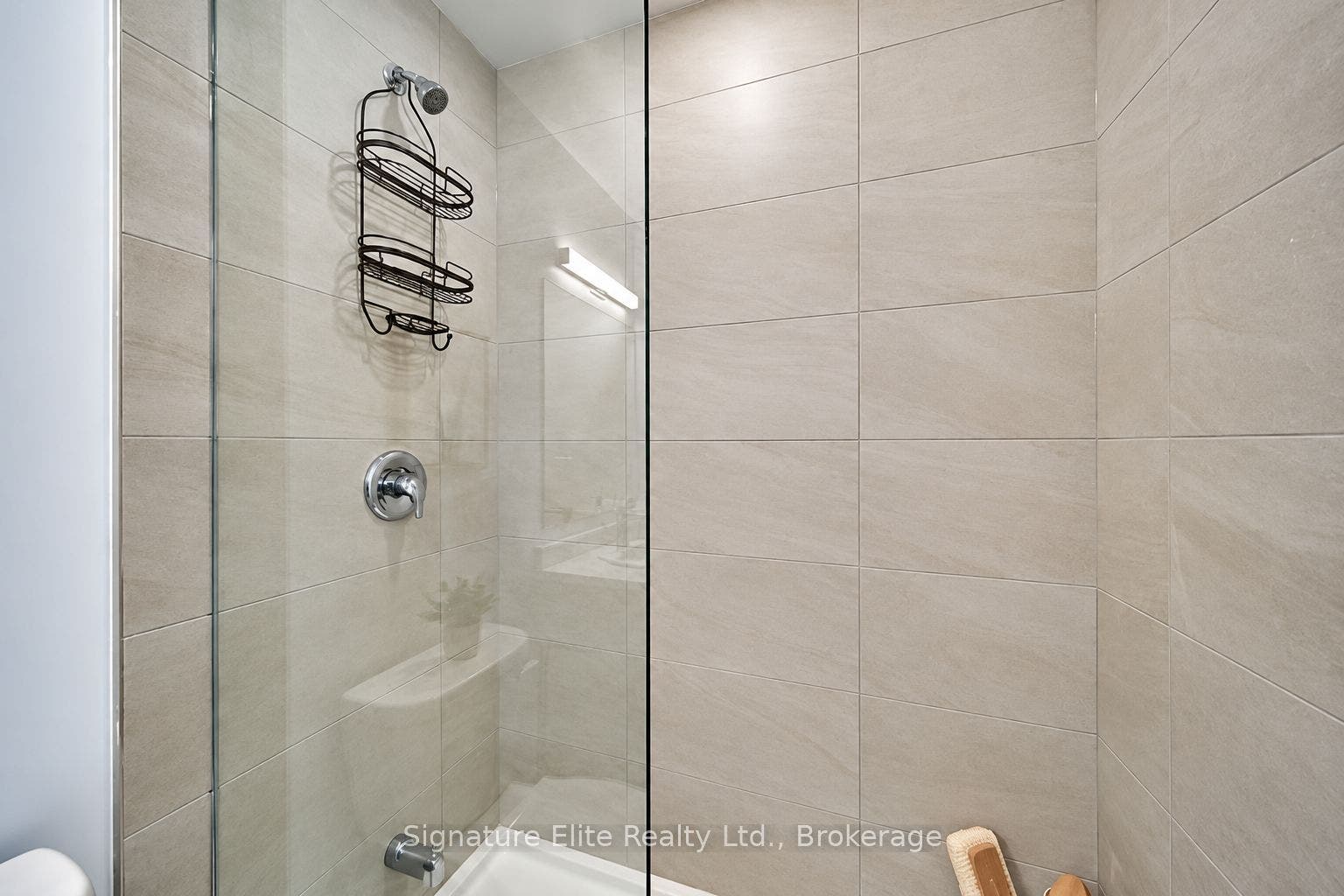 2382 Kingston Road, #603, Toronto E, Toronto ON M1N 0C5 2382 Kingston Road, #603, Toronto E, Toronto ON M1N 0C5