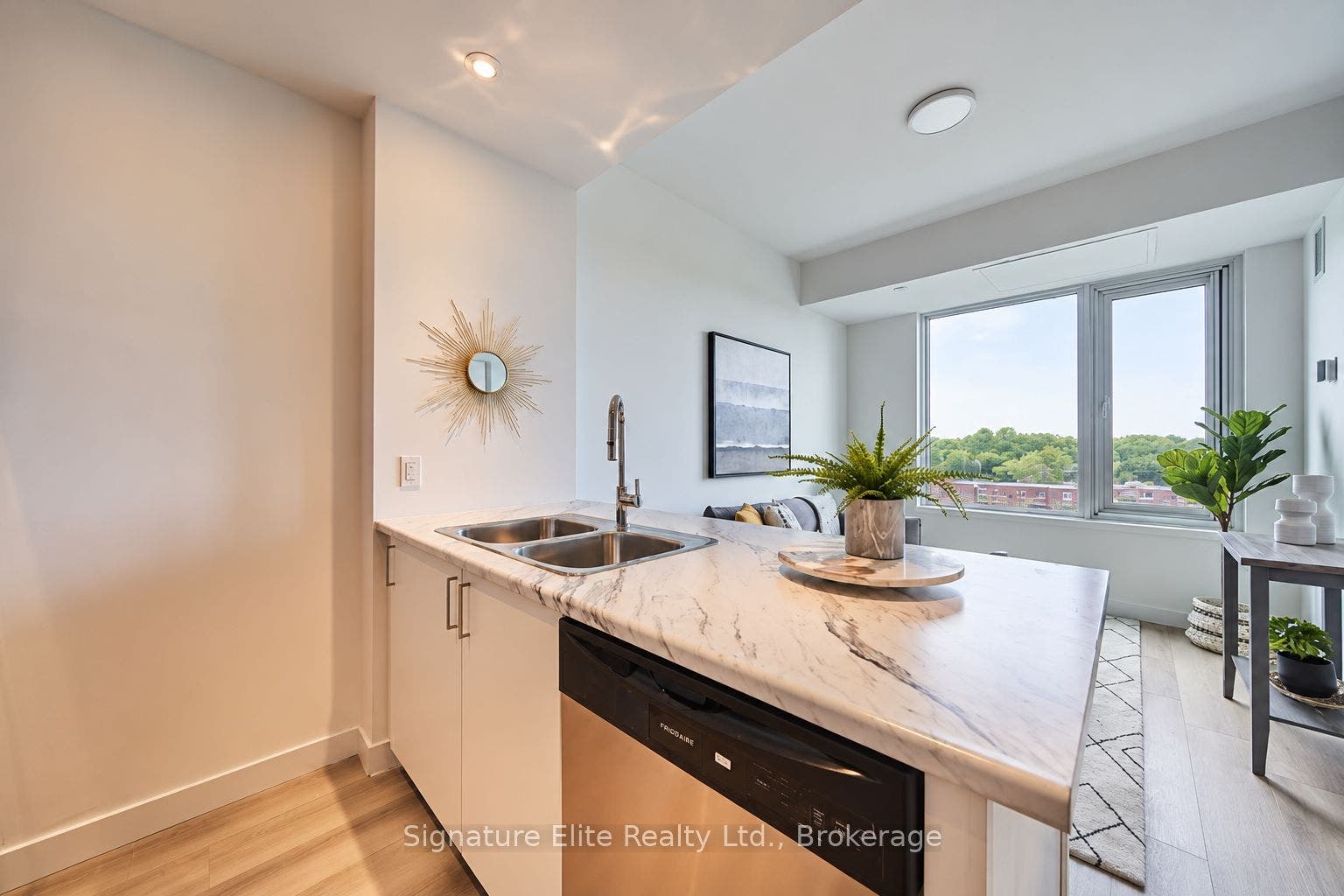 2382 Kingston Road, #603, Toronto E, Toronto ON M1N 0C5 2382 Kingston Road, #603, Toronto E, Toronto ON M1N 0C5