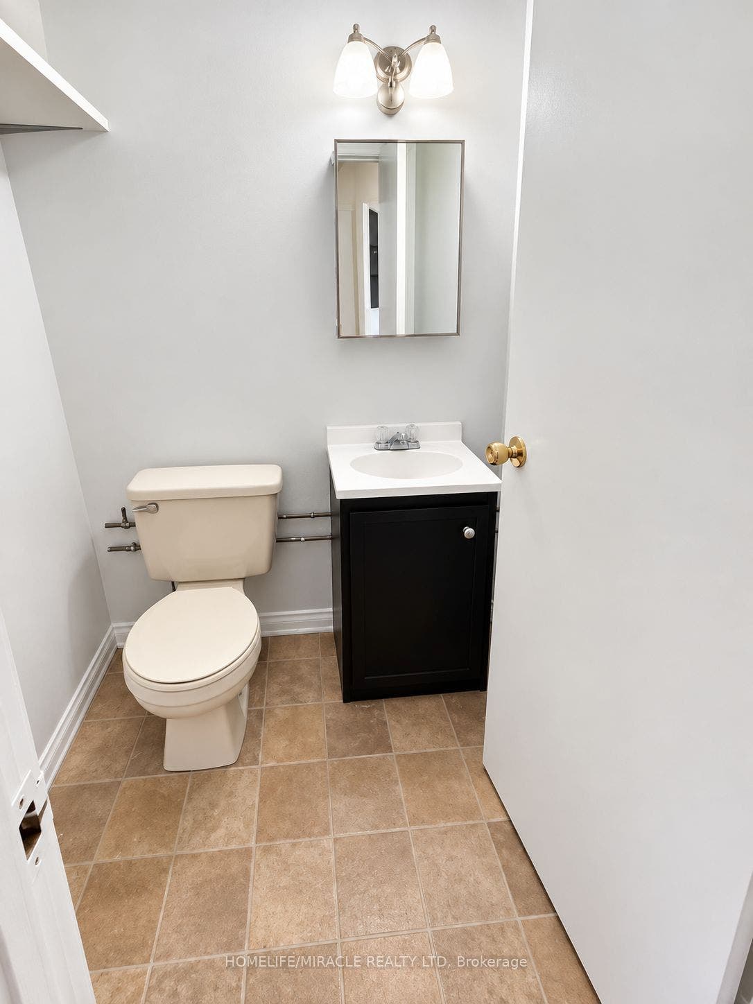 153 Brock Street N, #7, Whitby, Whitby, Durham ON L1N 4H3