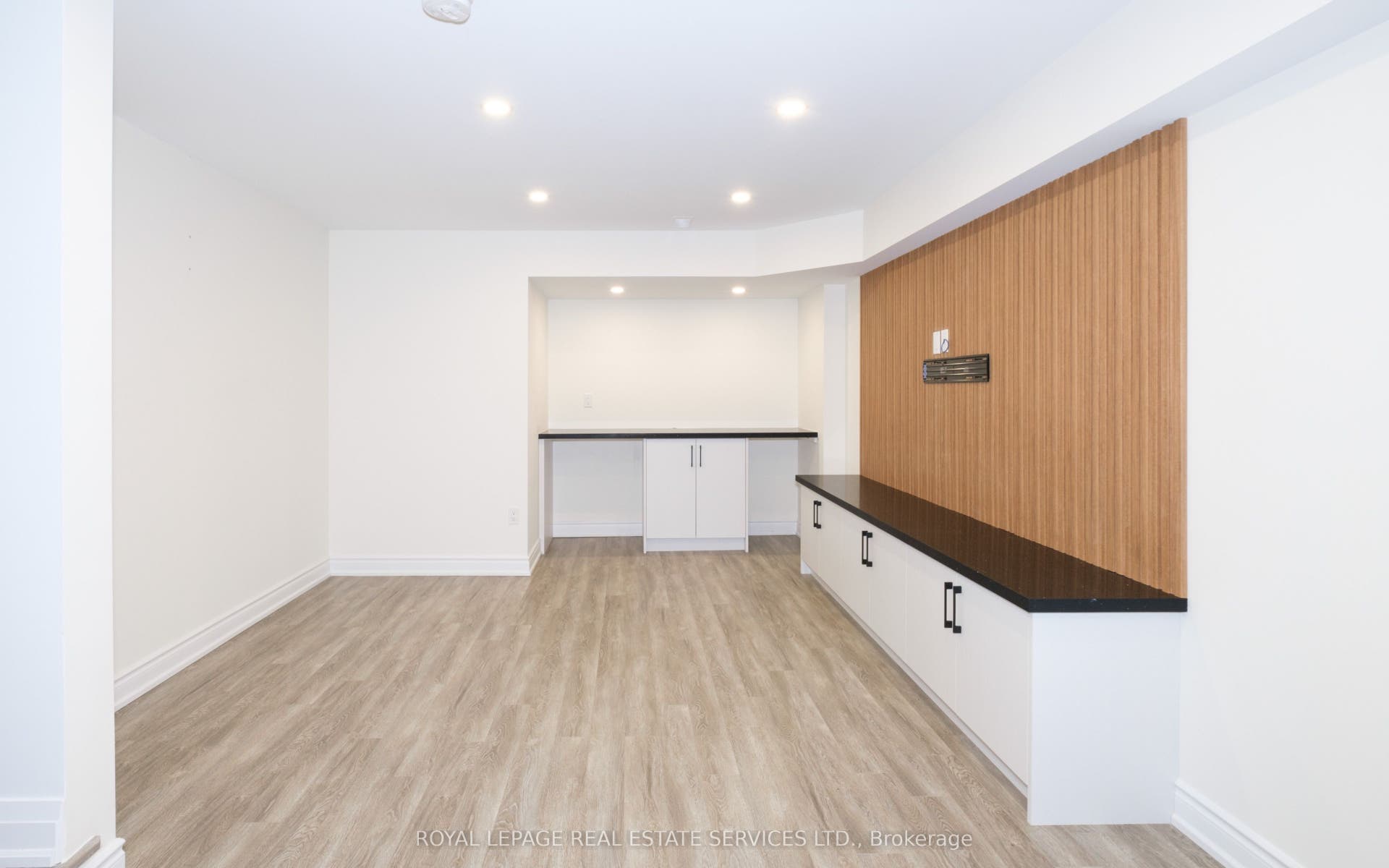 169 Jones Avenue, #2, Toronto E01, Toronto E, Toronto ON M4M 3A2