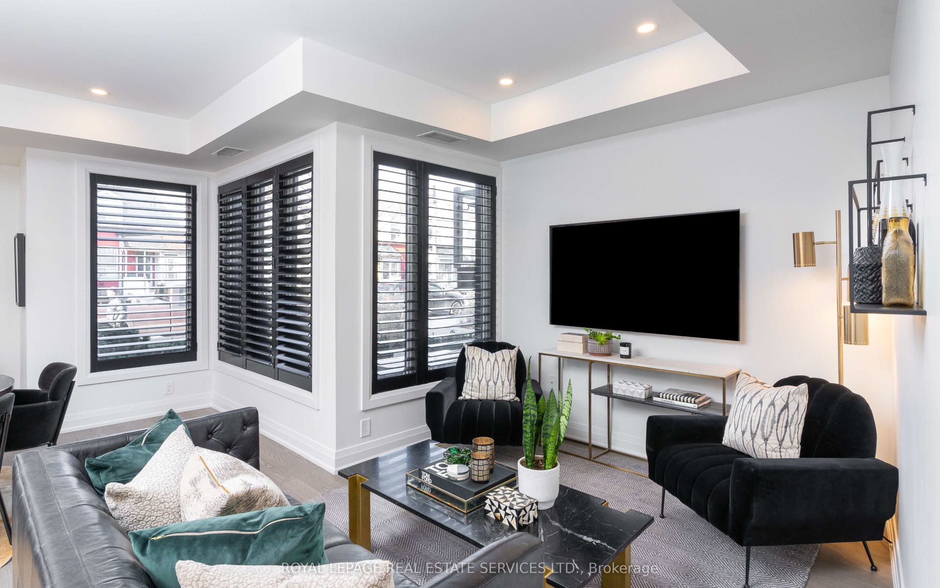 169 Jones Avenue, #2, Toronto E01, Toronto E, Toronto ON M4M 3A2
