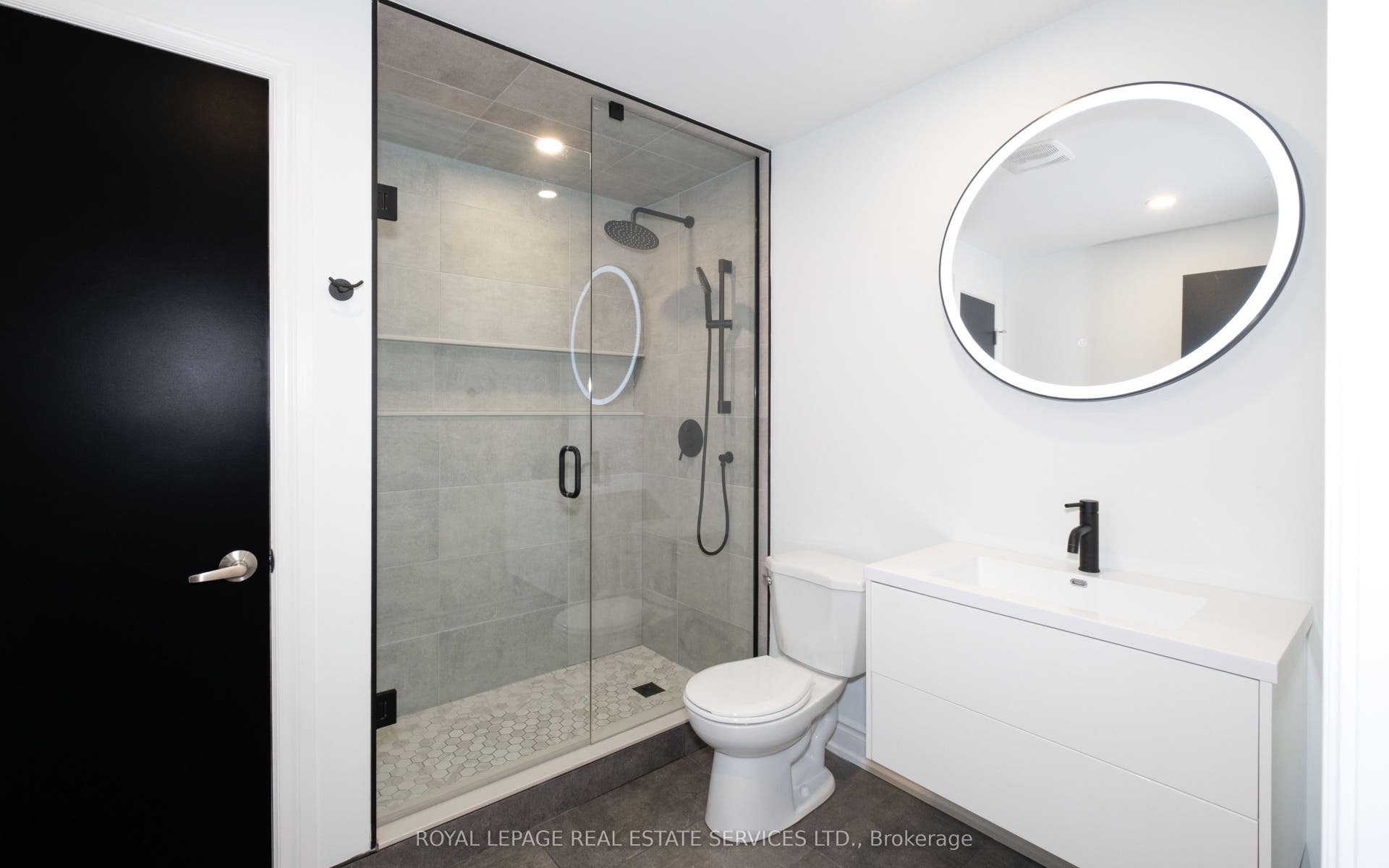 169 Jones Avenue, #2, Toronto E01, Toronto E, Toronto ON M4M 3A2