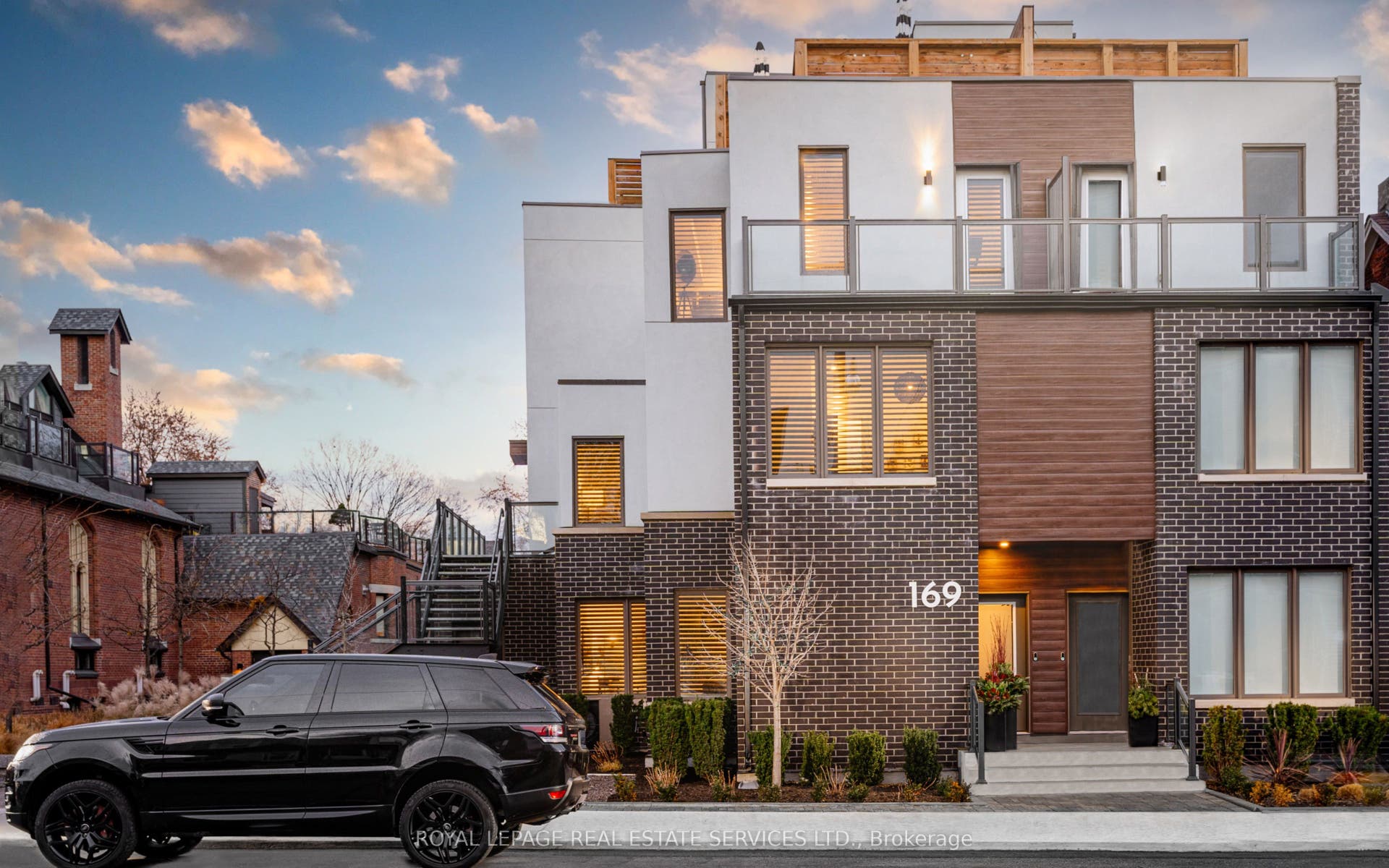 169 Jones Avenue, #2, Toronto E01, Toronto E, Toronto ON M4M 3A2
