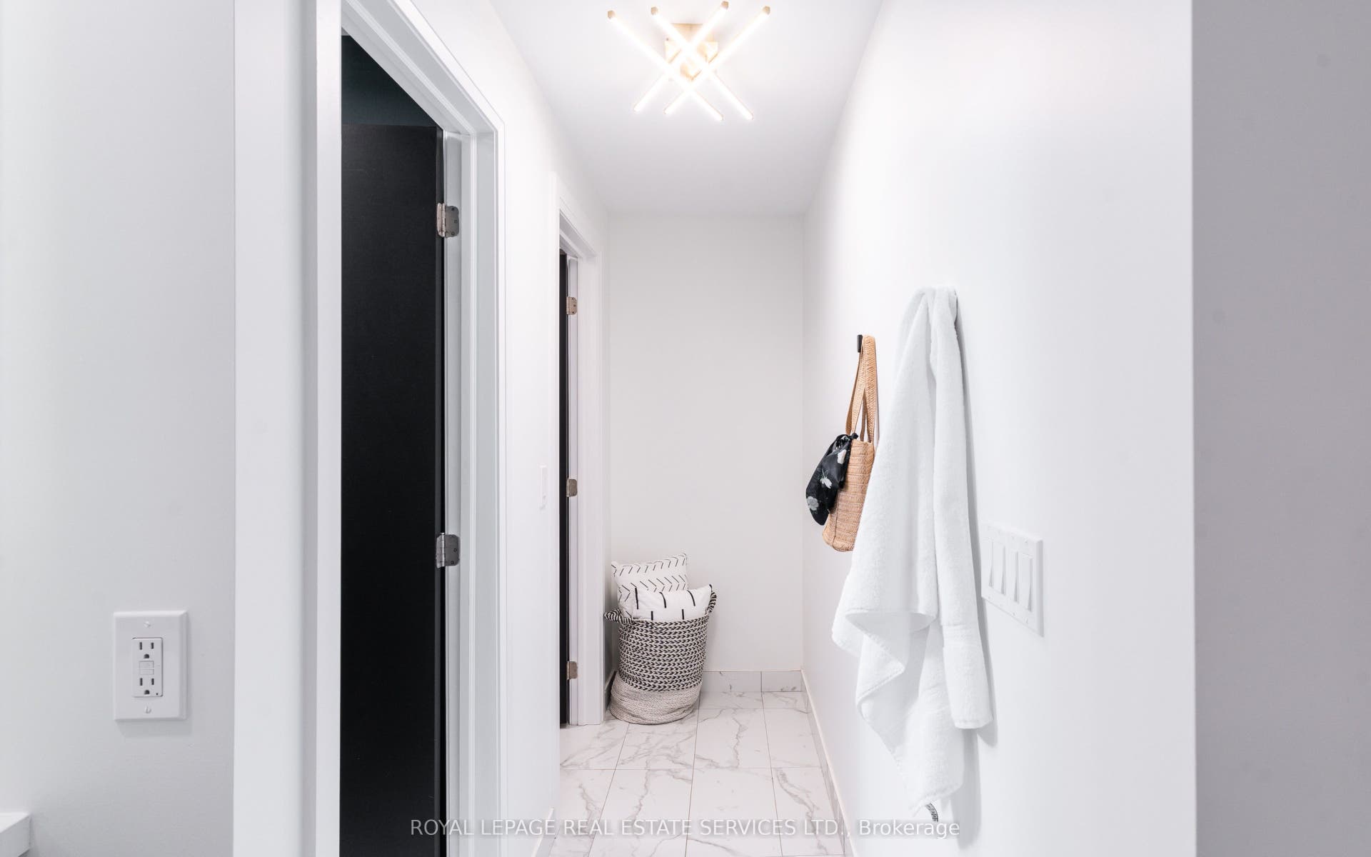 169 Jones Avenue, #2, Toronto E01, Toronto E, Toronto ON M4M 3A2