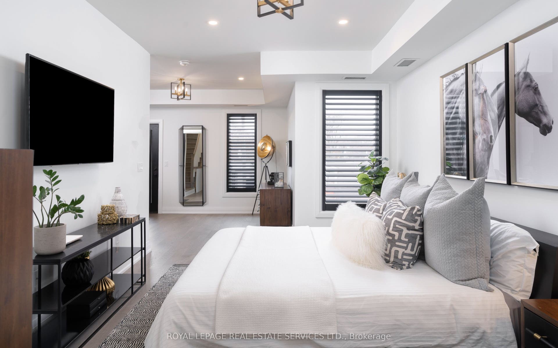 169 Jones Avenue, #2, Toronto E01, Toronto E, Toronto ON M4M 3A2