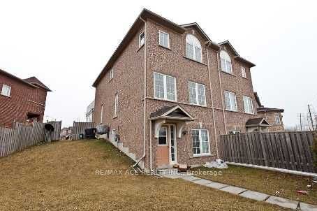 74 Mourning Dove Crescent, Toronto E11, Toronto E, Toronto ON M1B 6A8