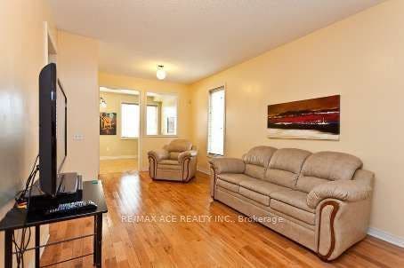 74 Mourning Dove Crescent, Toronto E11, Toronto E, Toronto ON M1B 6A8