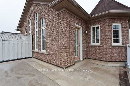 74 Mourning Dove Crescent, Toronto E11, Toronto E, Toronto ON M1B 6A8