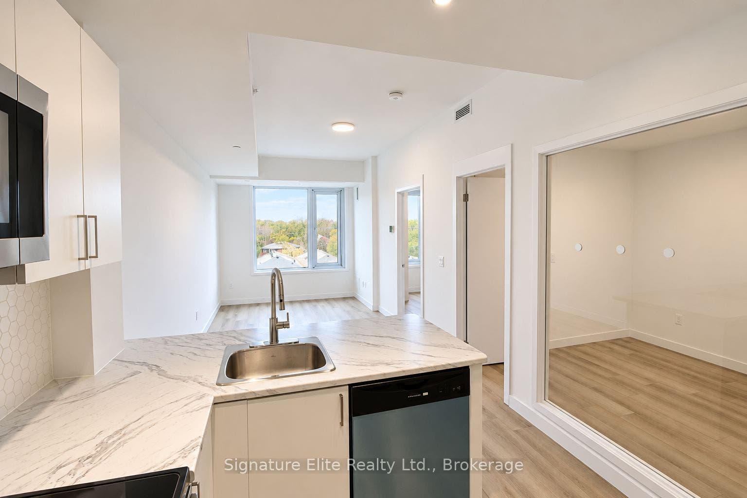 2382 Kingston Road, #408, Toronto E, Toronto ON M1N 0C5