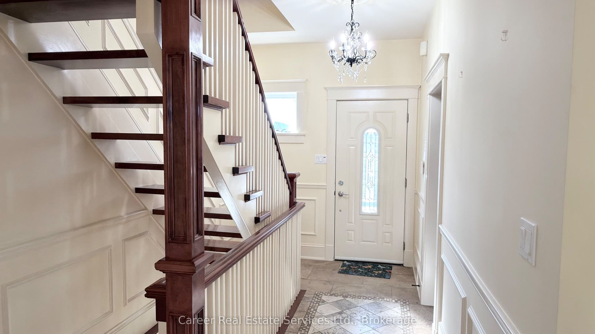 995 Cedar Street, Oshawa, Durham ON L1J 3R5