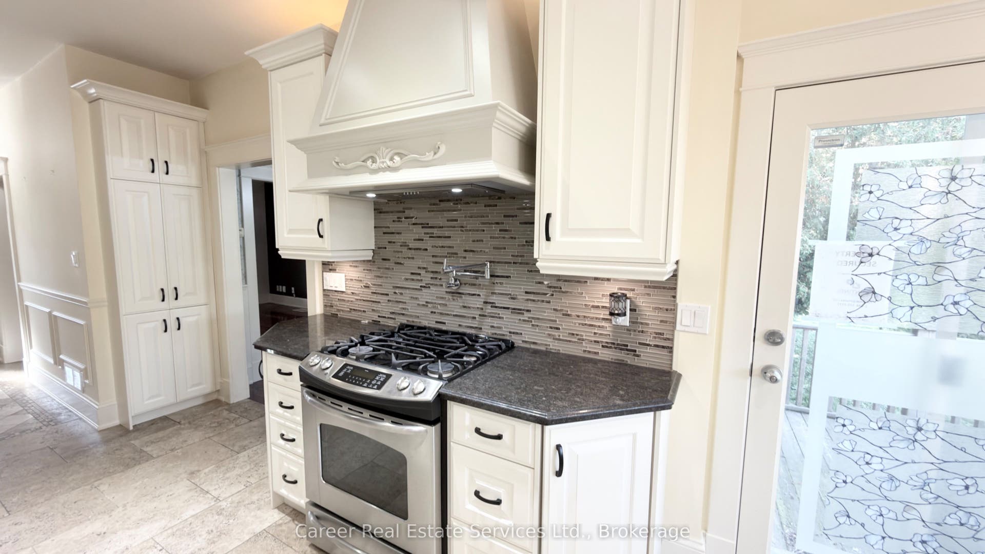 995 Cedar Street, Oshawa, Durham ON L1J 3R5