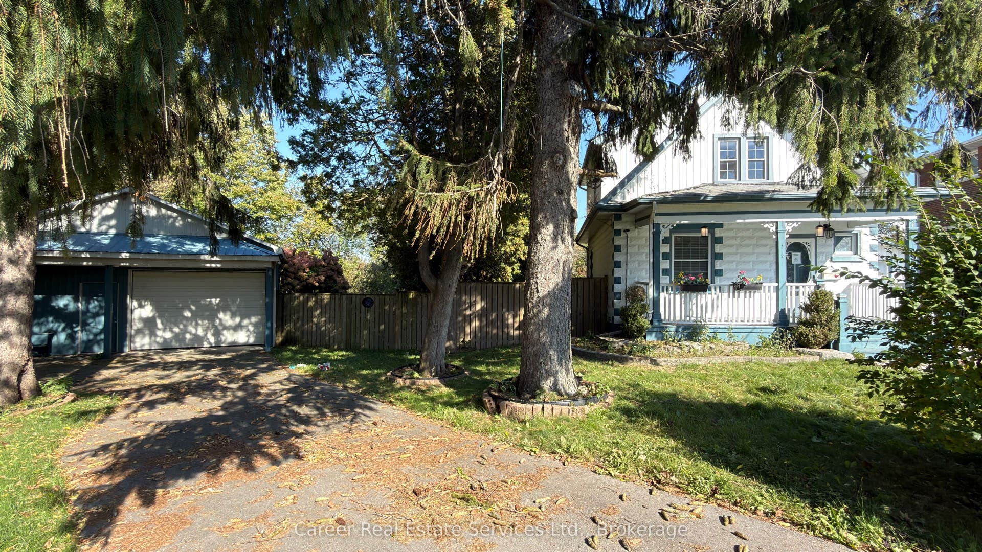 995 Cedar Street, Oshawa, Durham ON L1J 3R5