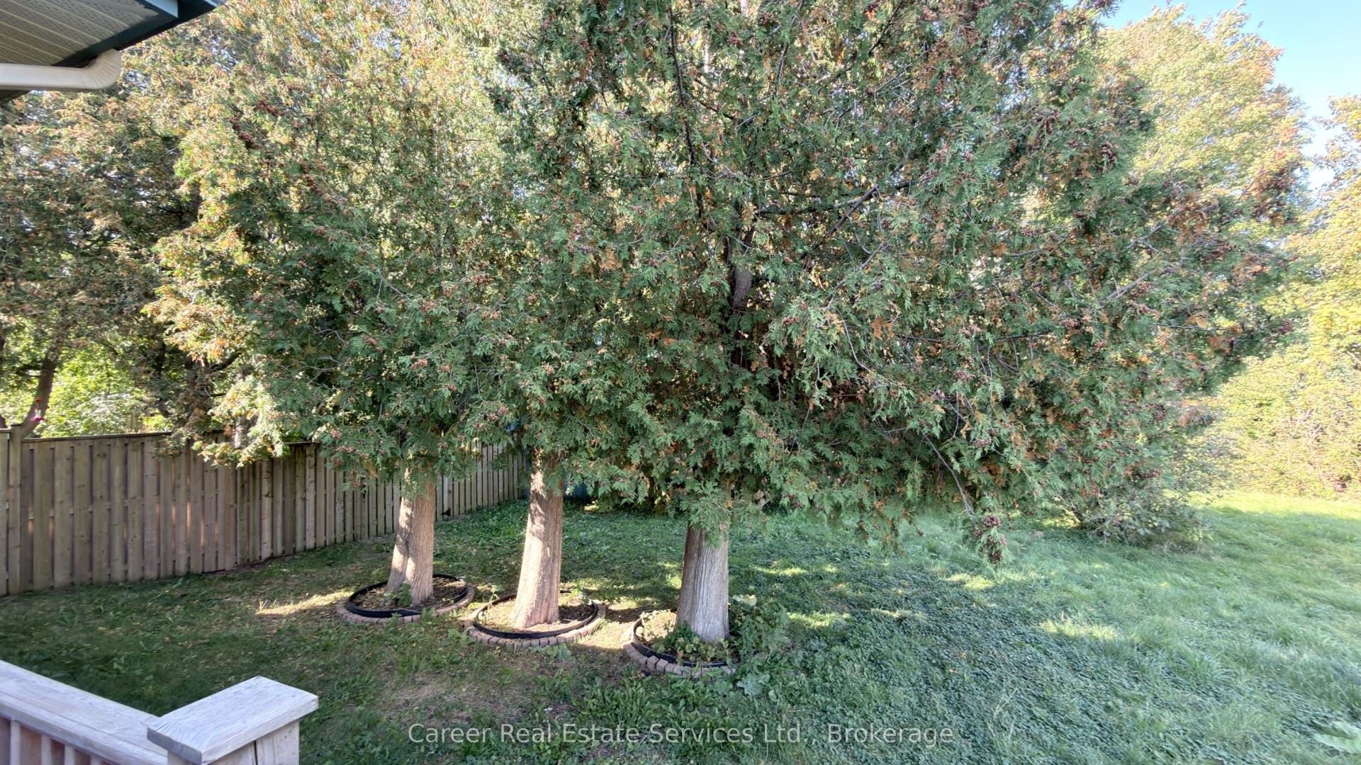 995 Cedar Street, Oshawa, Durham ON L1J 3R5